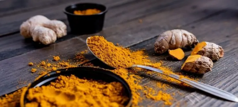 ¿Cómo se debe tomar la cúrcuma?