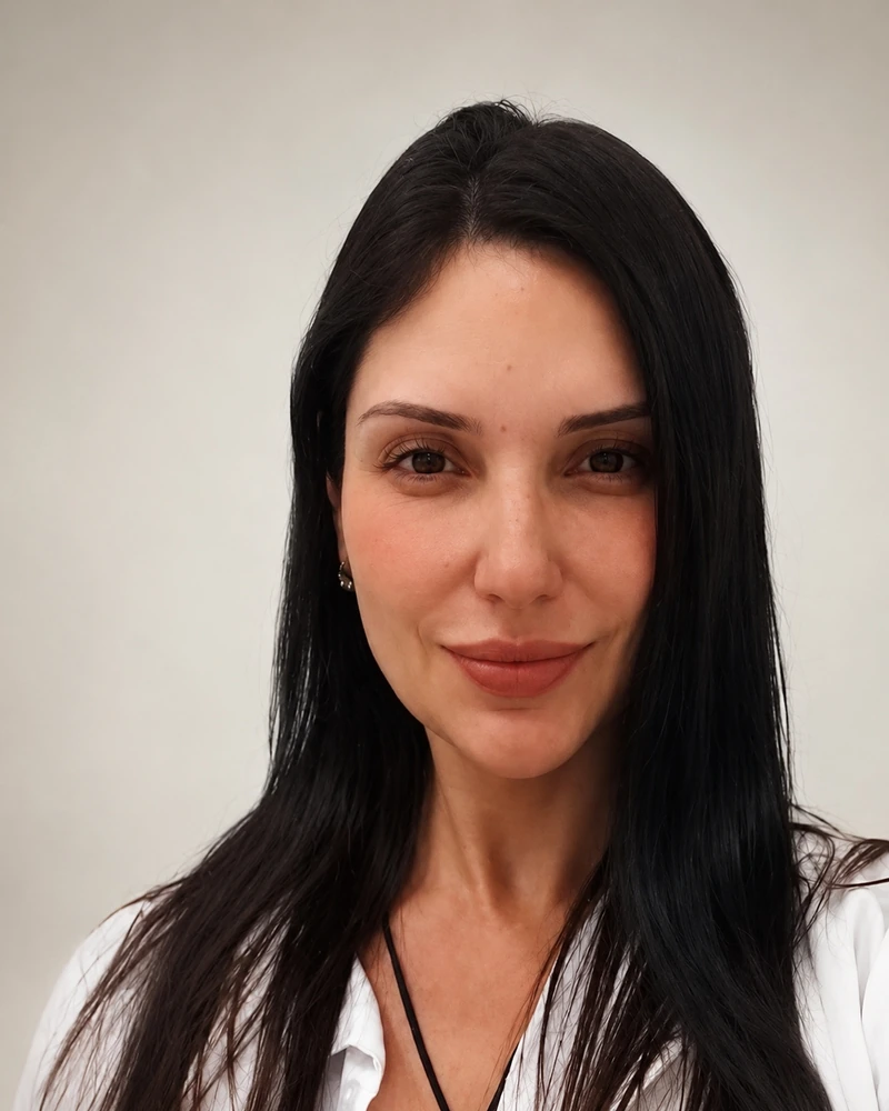 Adriana Lopes